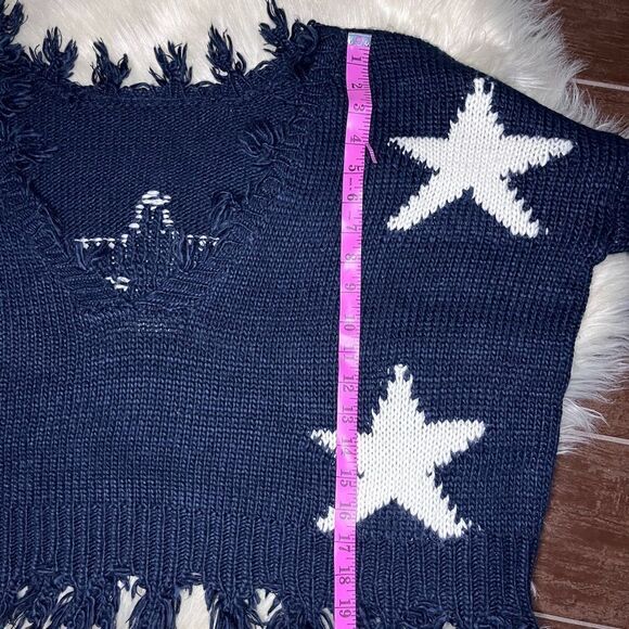 Storia Navy/white distressed star sweater sz small - Picture 9 of 10